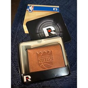 NBA Sacramento Kings Rico Industries Brown Leather Trifold Wallet in Gift Tin